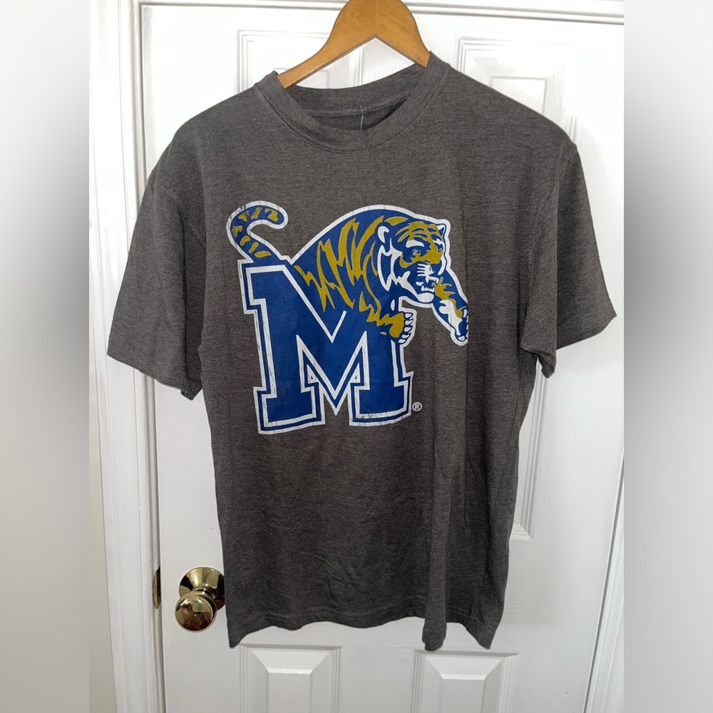 NWT Middle Tennessee State University (MTSU) Large Tee Shirt